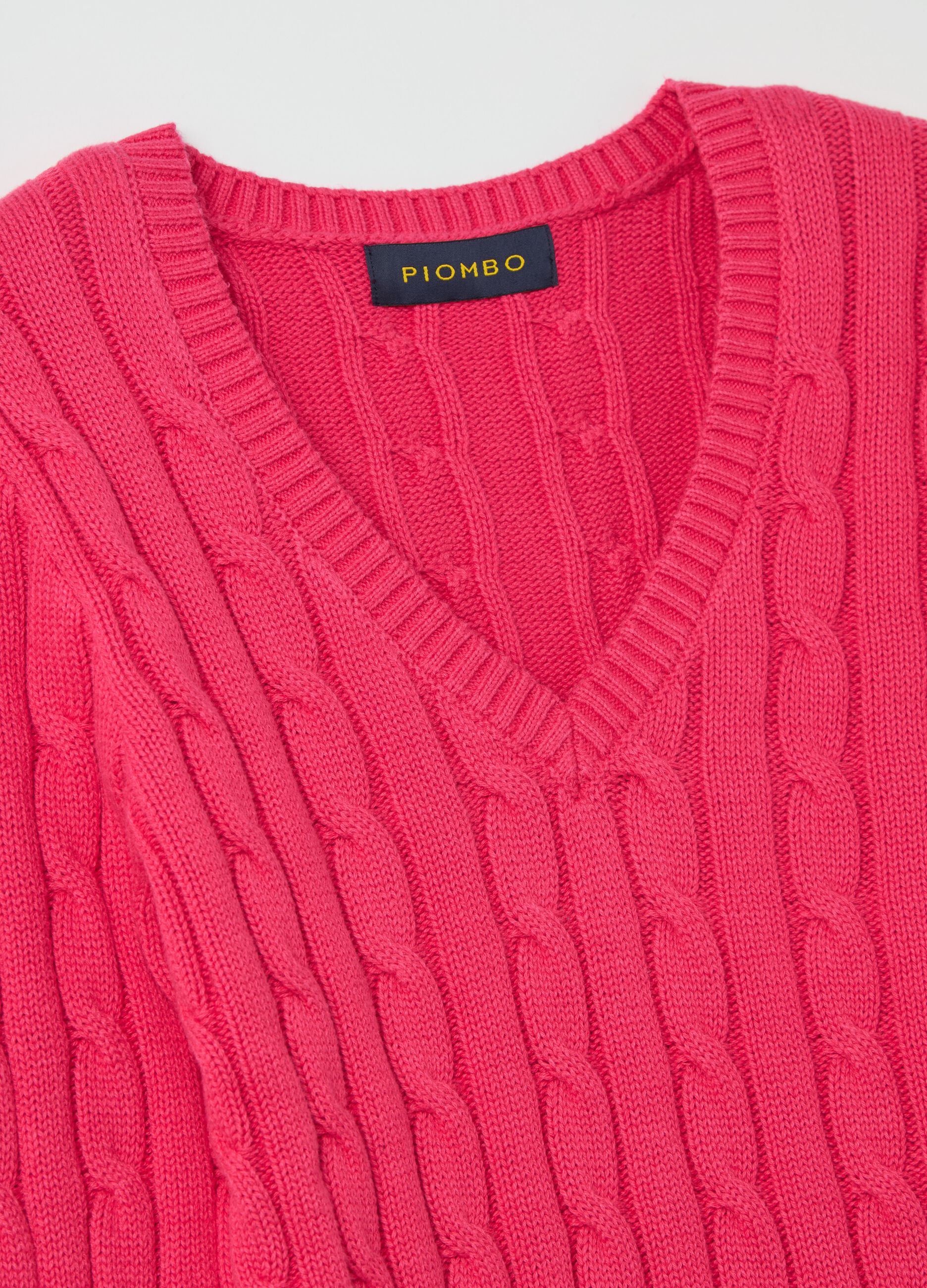 Cable-knit pullover with V neck