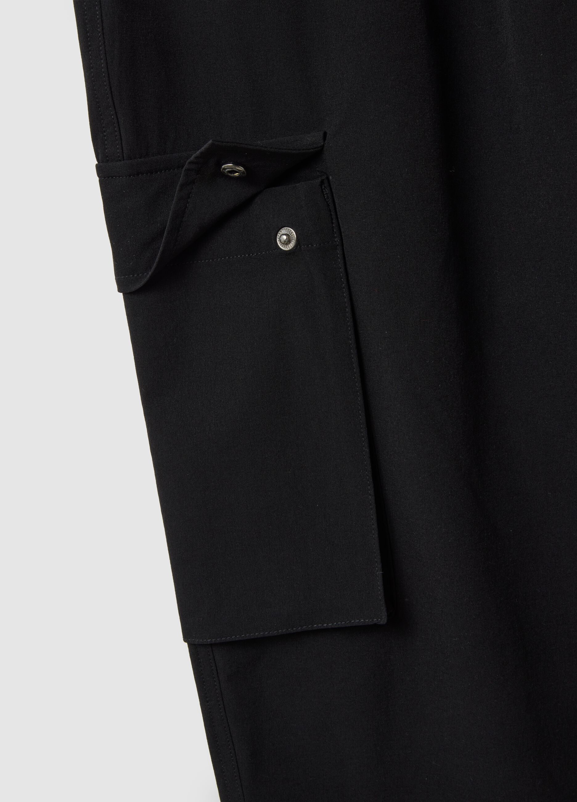 Pantaloni in tessuto elasticizzato neri