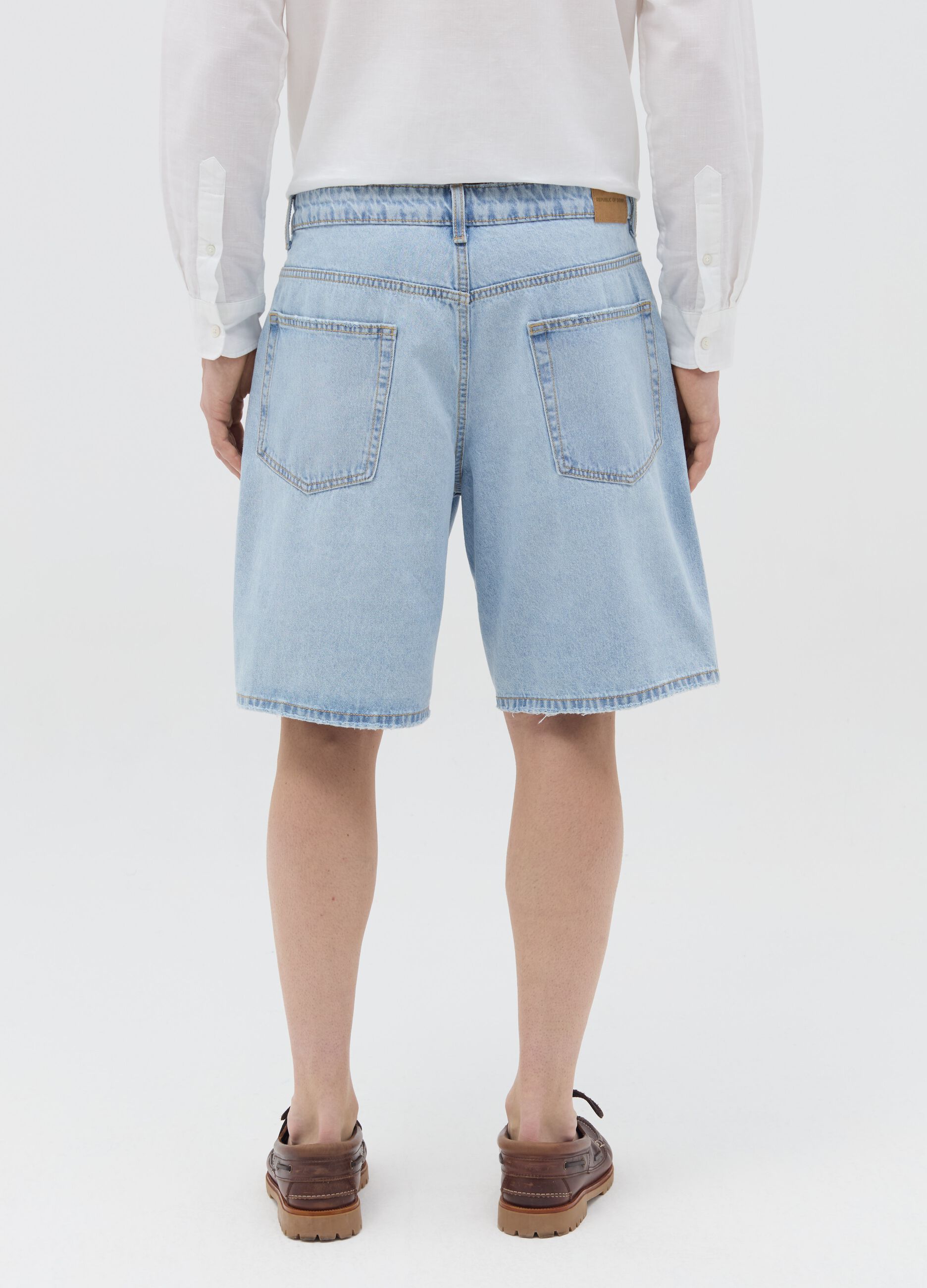 Baggy-fit Bermuda shorts in denim with five pockets