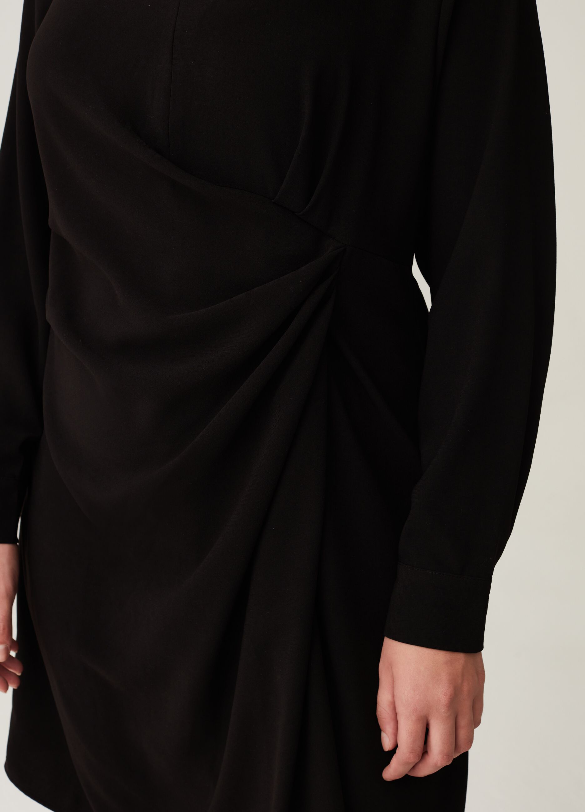 Abito corto con drappeggio Curvy_3