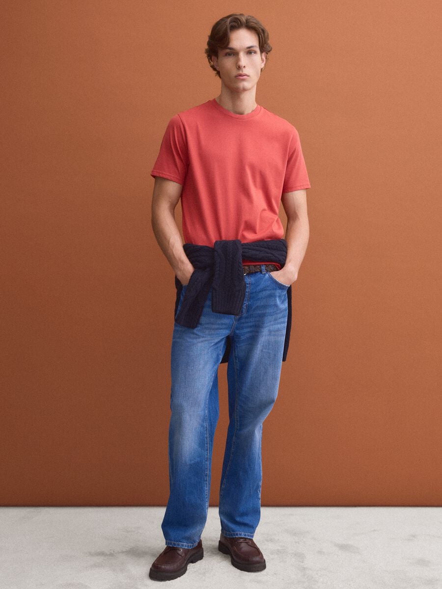 Red Supima cotton crew-neck T-shirt, regular fit_2