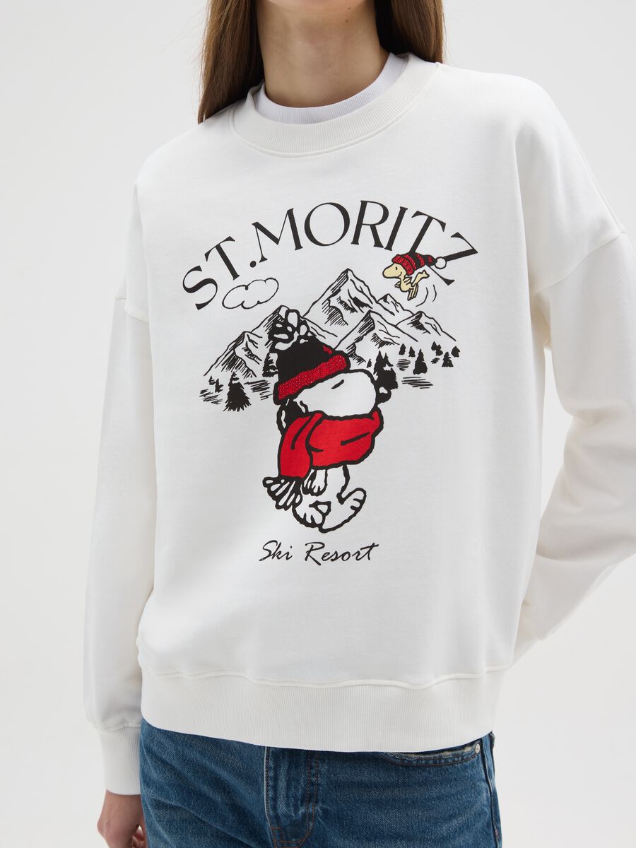 Felpa girocollo bianca in misto cotone regular fit con stampa Peanuts_3