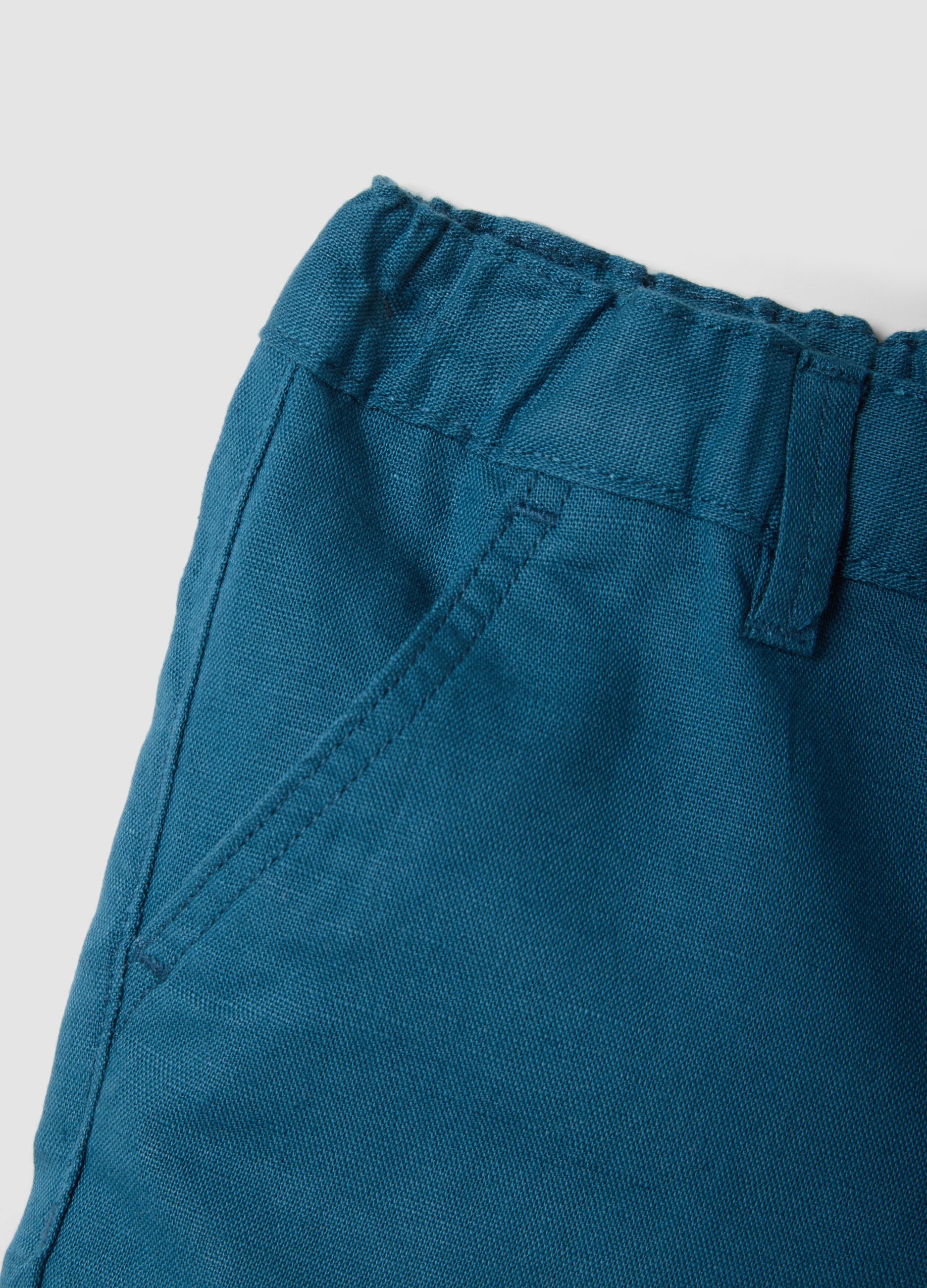Blue linen and cotton blend shorts