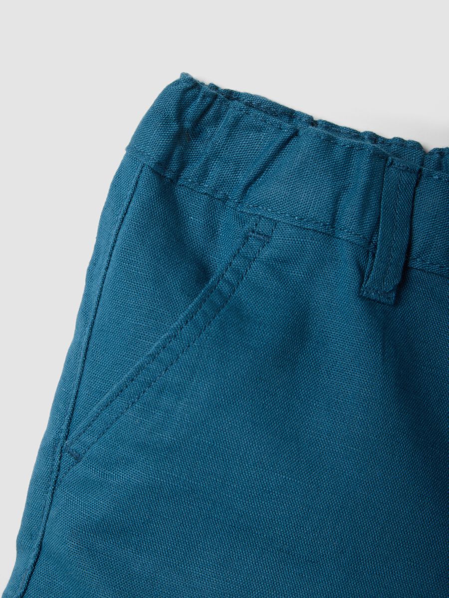 Blue linen and cotton blend shorts_2