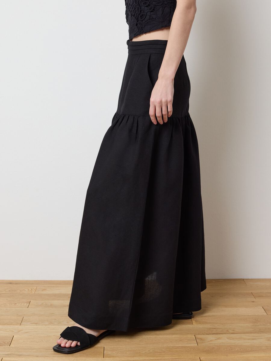 Long black skirt in linen and viscose_3
