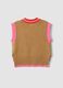 Gilet marrone in misto cotone con scollo a V e profilo a contrasto per bambina_1