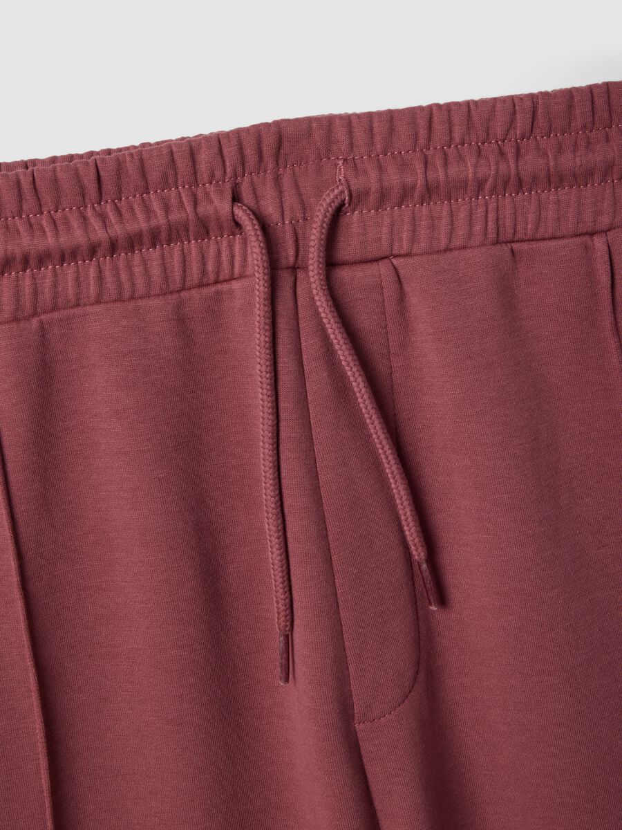Red cotton-blend regular-fit shorts with drawstring_5