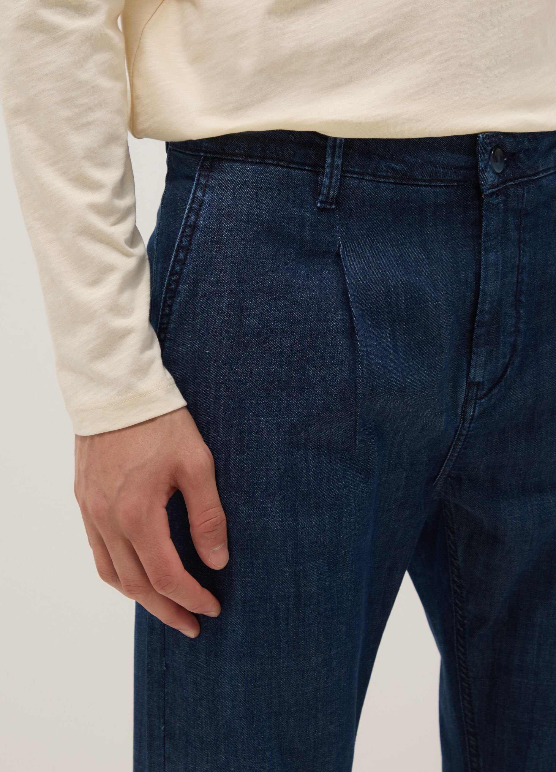 Blue denim chino trousers in stretch cotton, comfort fit