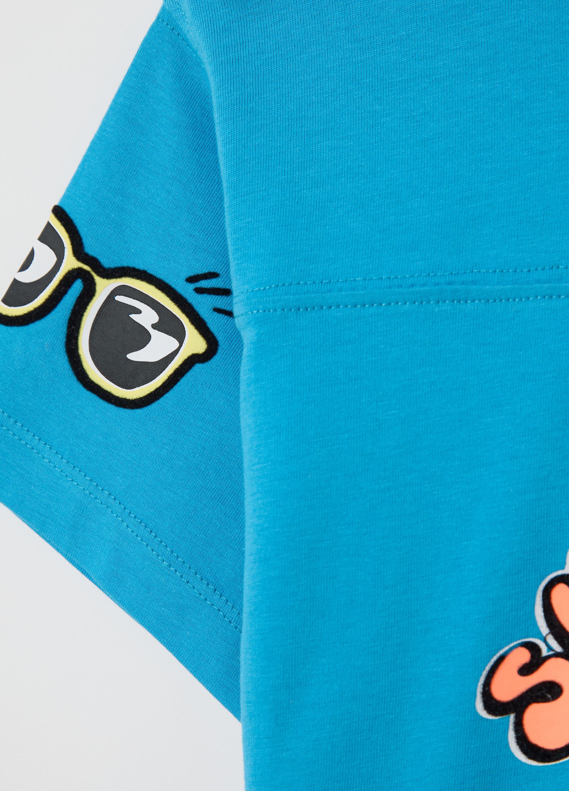 Light blue cotton T-shirt with "Surfer Ride the Wave" print