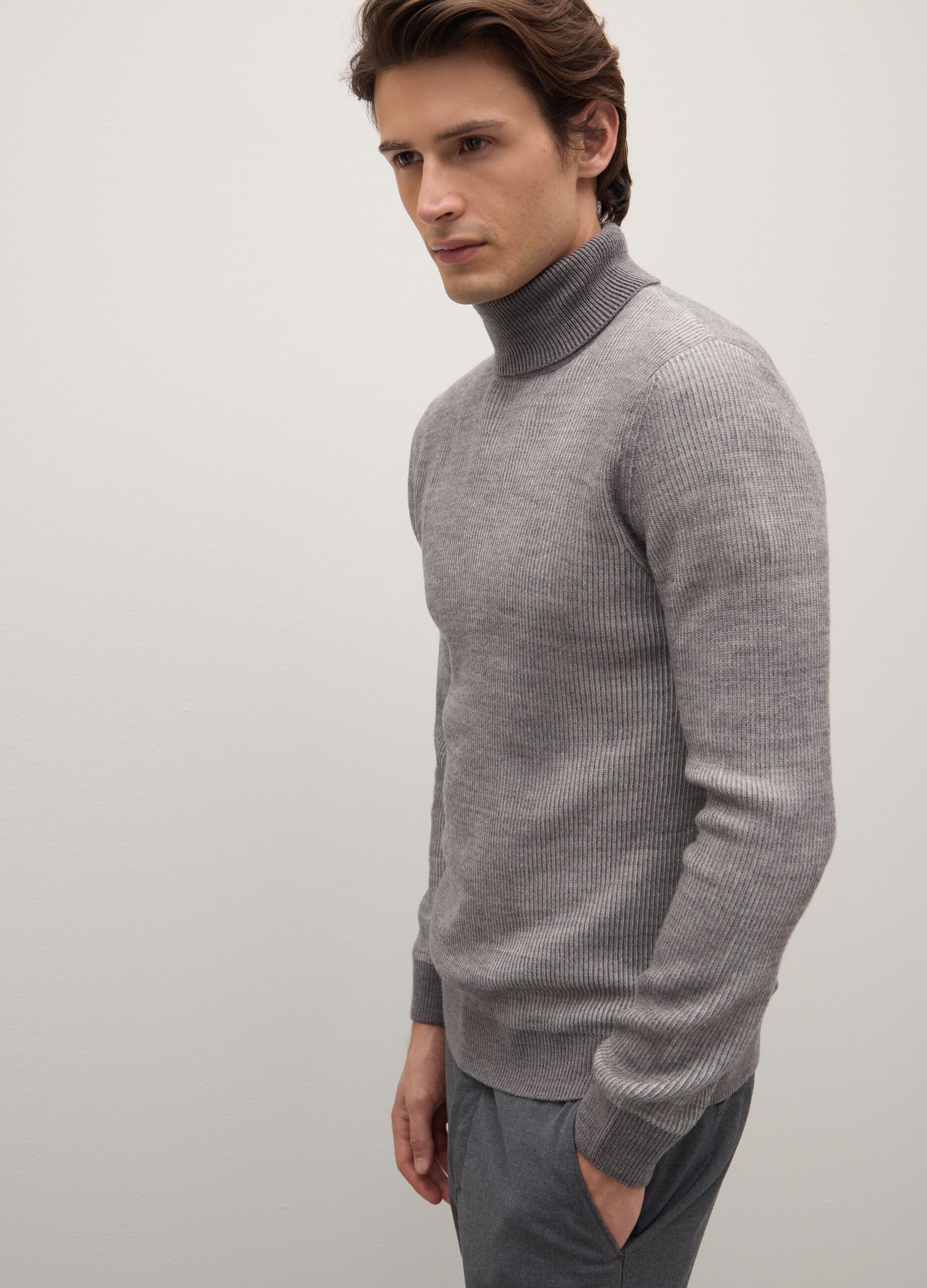 Grey ribbed turtleneck sweater
