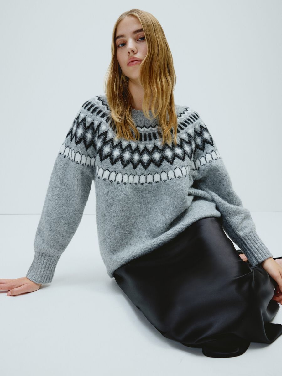 Grey regular fit sweater with jacquard pattern_0