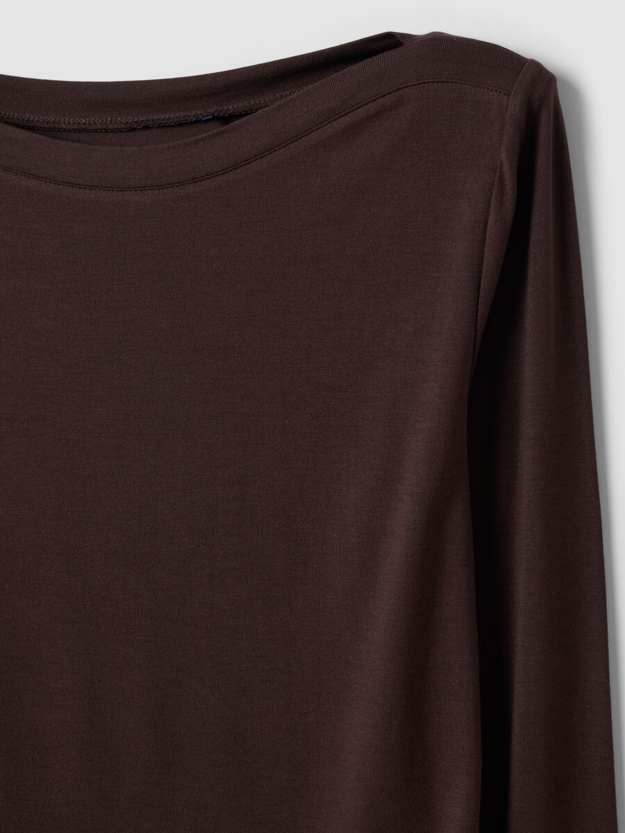 T-shirt marrone in viscosa elasticizzata slim fit_5