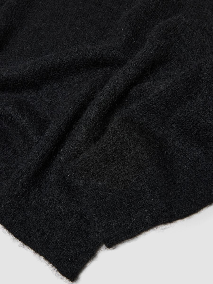Mohair Crew Neck Black_3