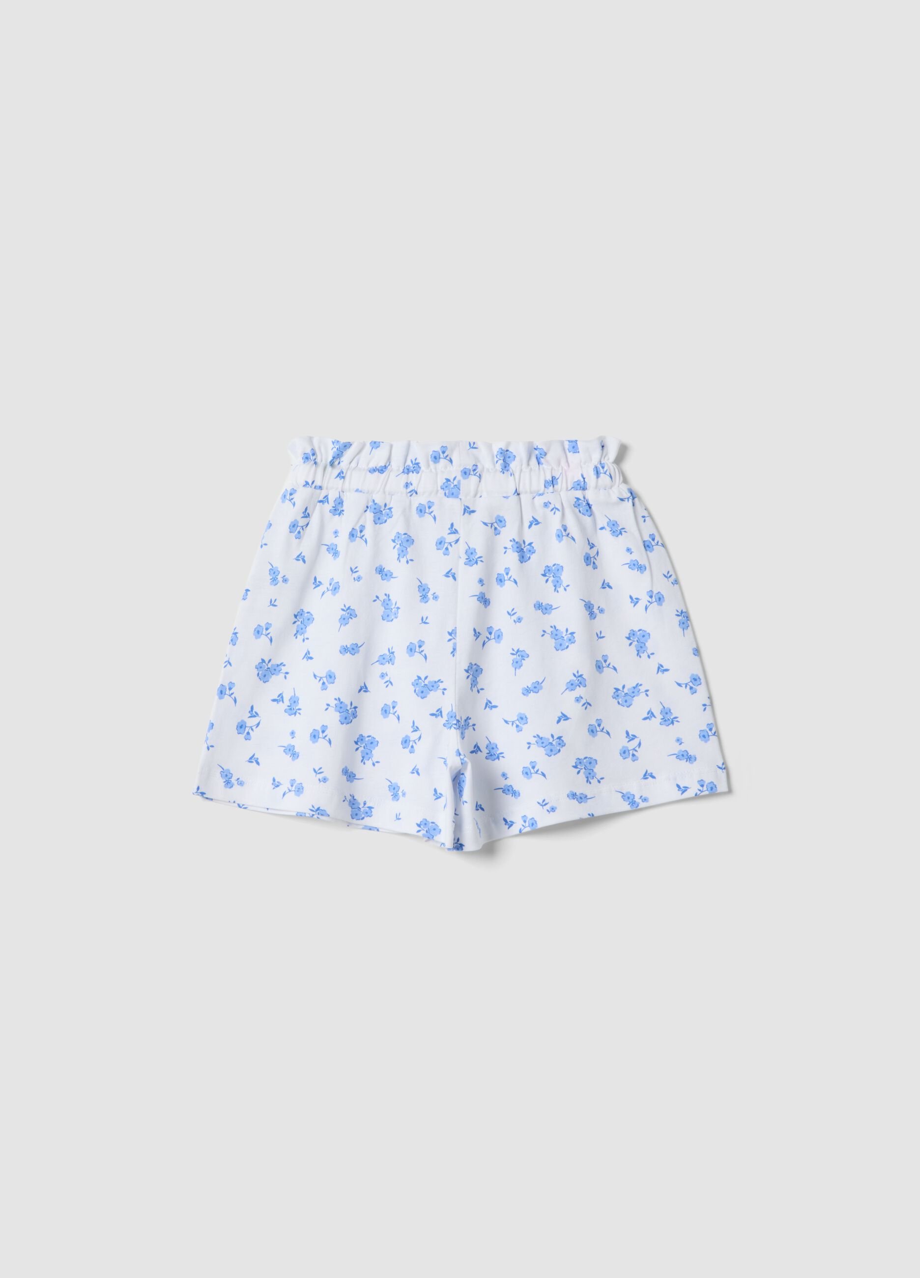 Girls&rsquo; pure cotton white shorts with floral print