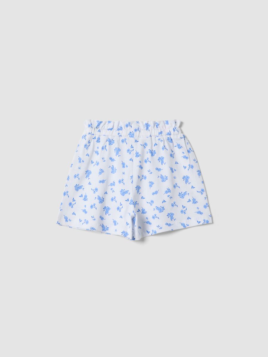 Girls&rsquo; pure cotton white shorts with floral print_1