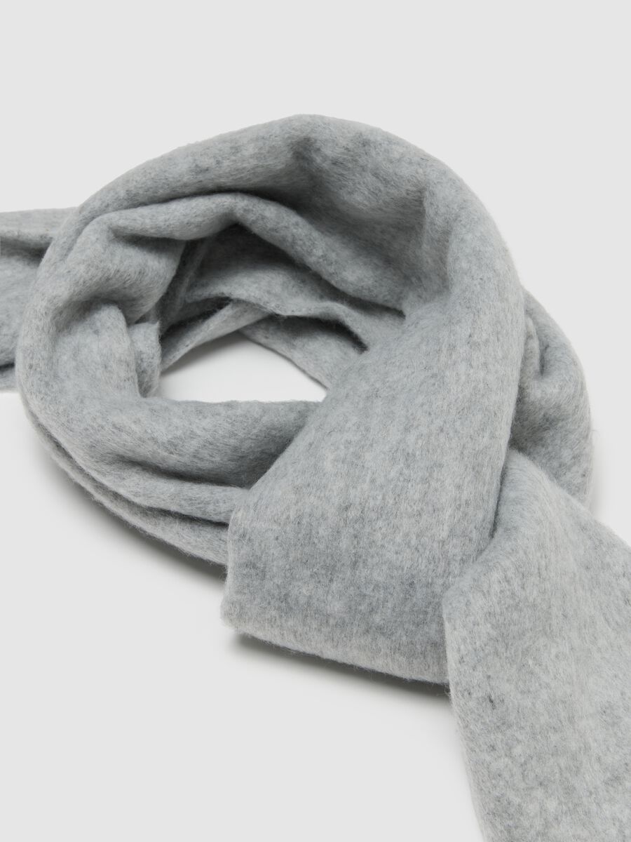 Grey Scarf with Fringes_1