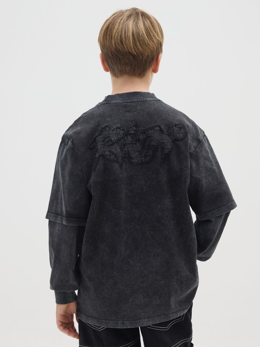 T-shirt nera a maniche lunghe da ragazzo in puro cotone _1