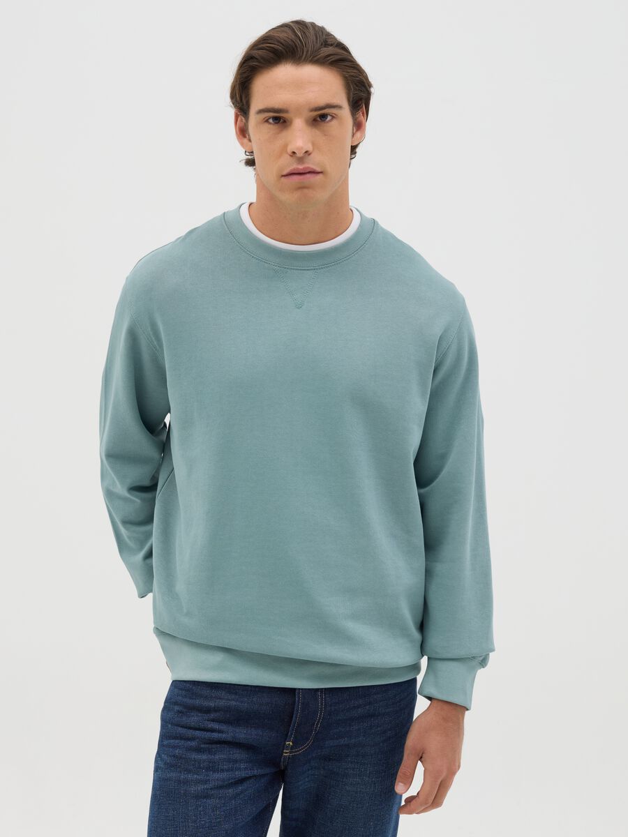 Oversized sweatshirt with round neck_0