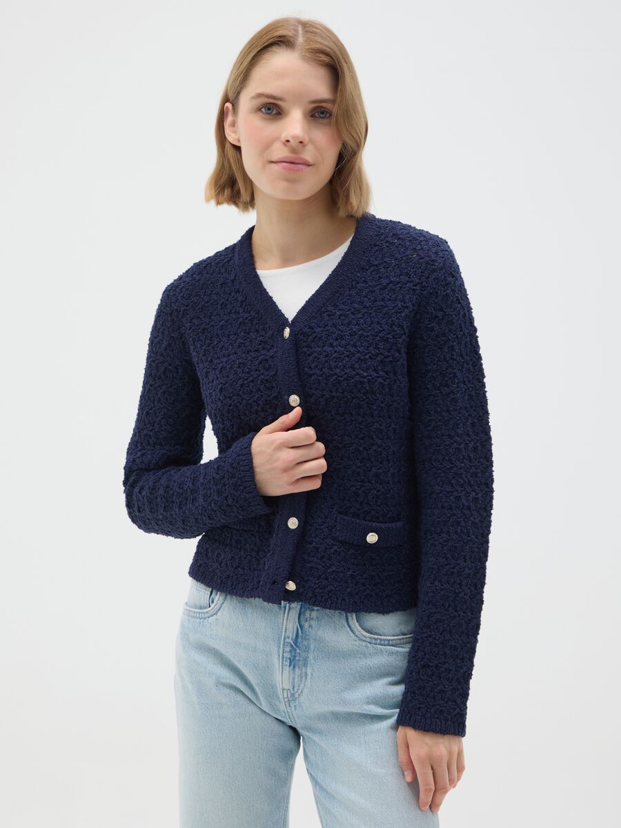Cardigan blu in maglia strutturata_0