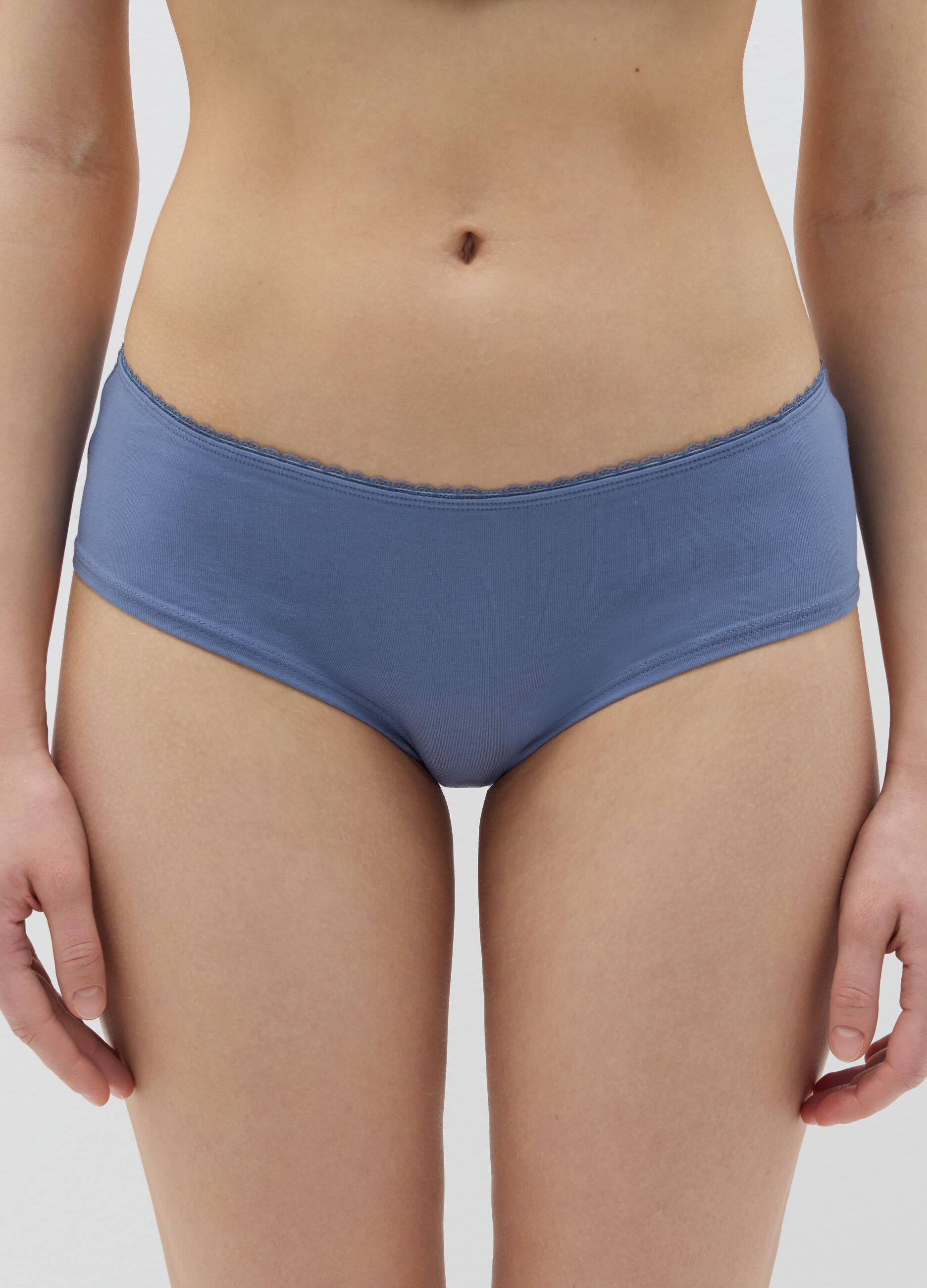 Three-pack French knickers with lace