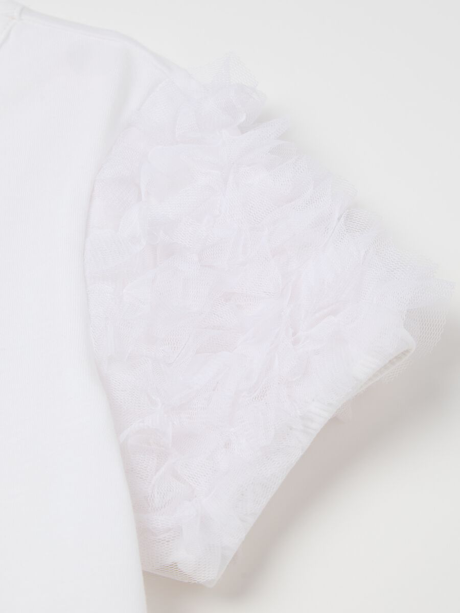 T-shirt with round neck and tulle appliqués_2