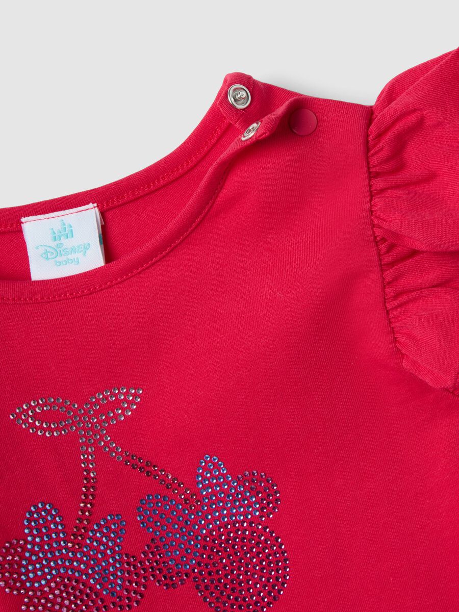 T-shirt in cotone elasticizzato rossa da bimba con Minnie e paillettes_2