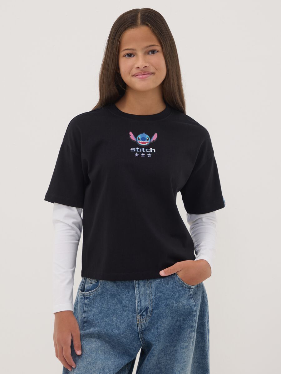 T-shirt nera in puro cotone con collo a costine e stampa Stitch_1