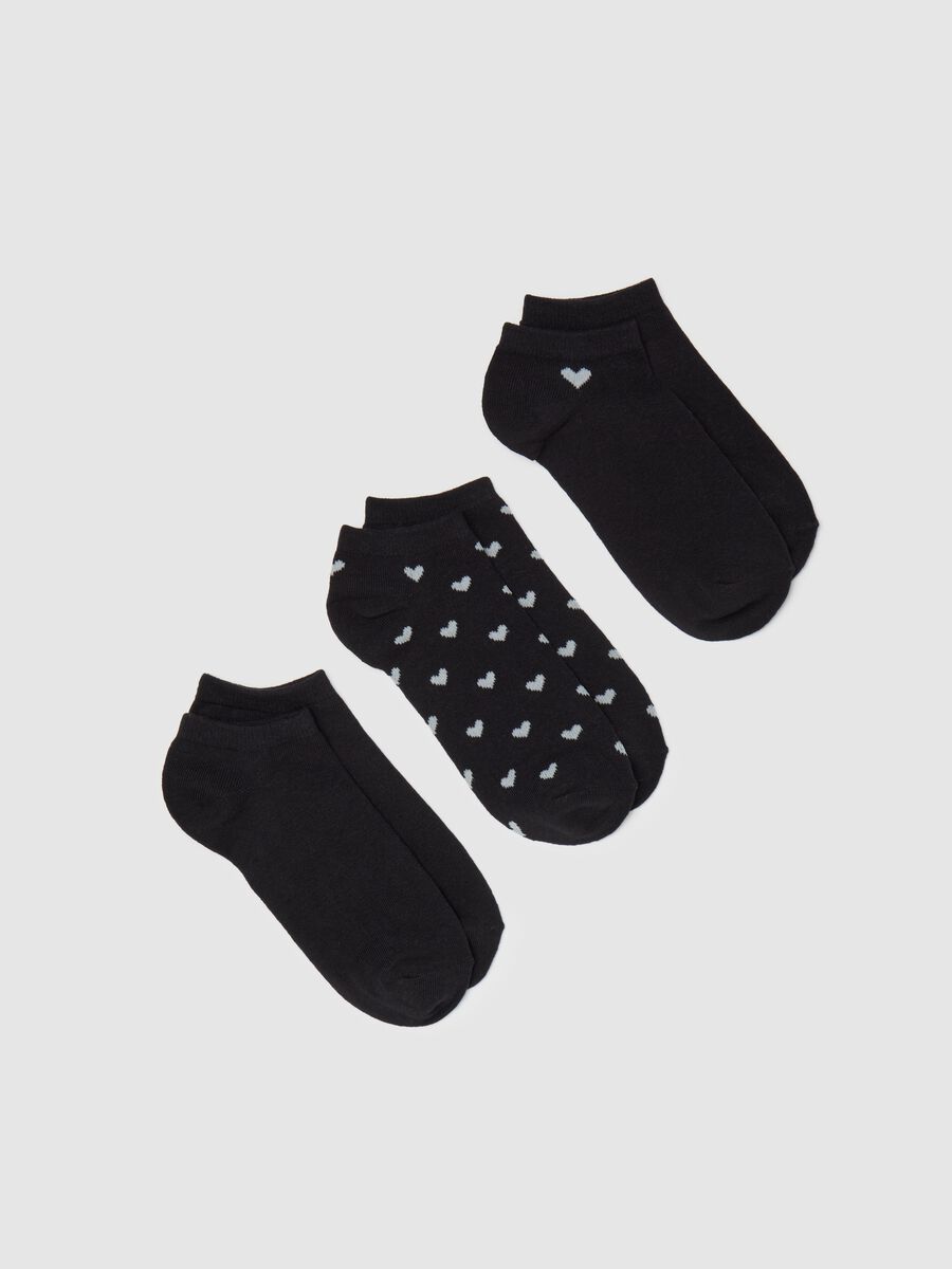 Three-pair pack sneaker liners with small hearts design_0