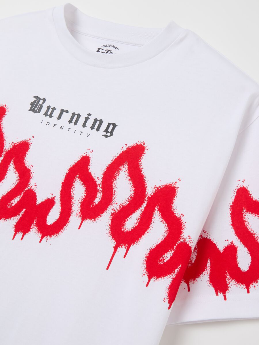 T-shirt with "Burning Identity" print_5
