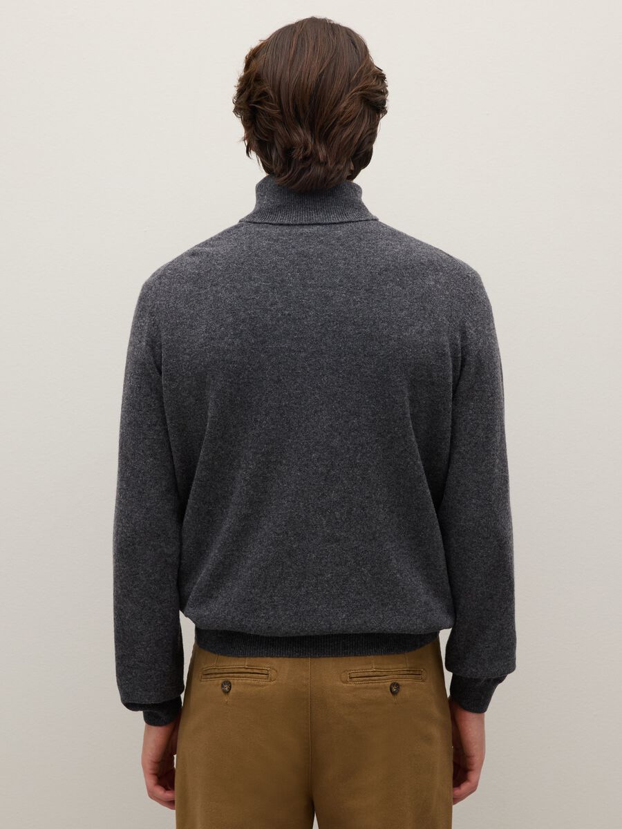 Grey high-neck lambswool turtleneck regular fit_2