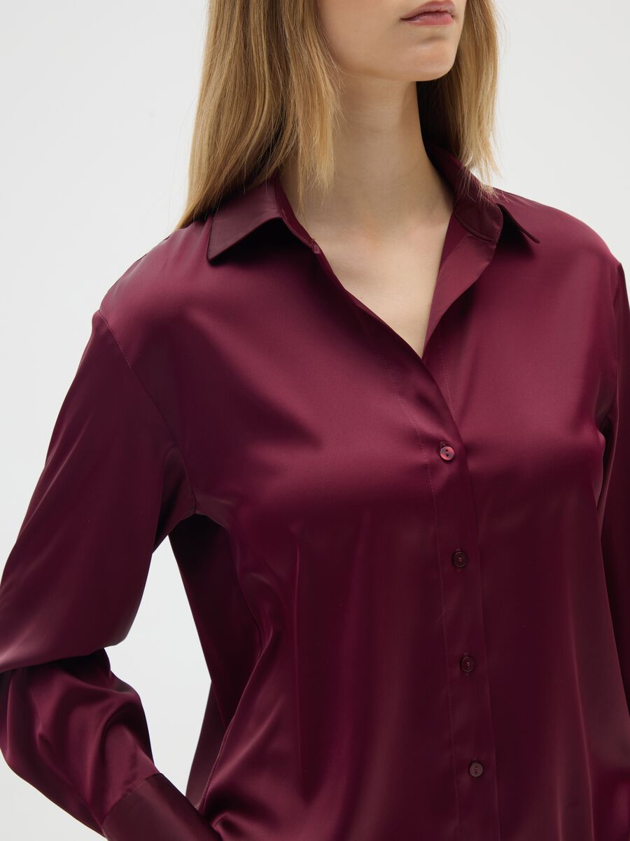 Long sleeve red satin shirt_3
