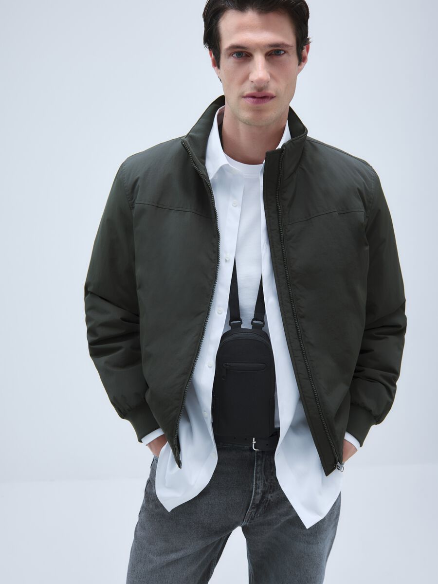 Giacca verde imbottita con chiusura a zip_0