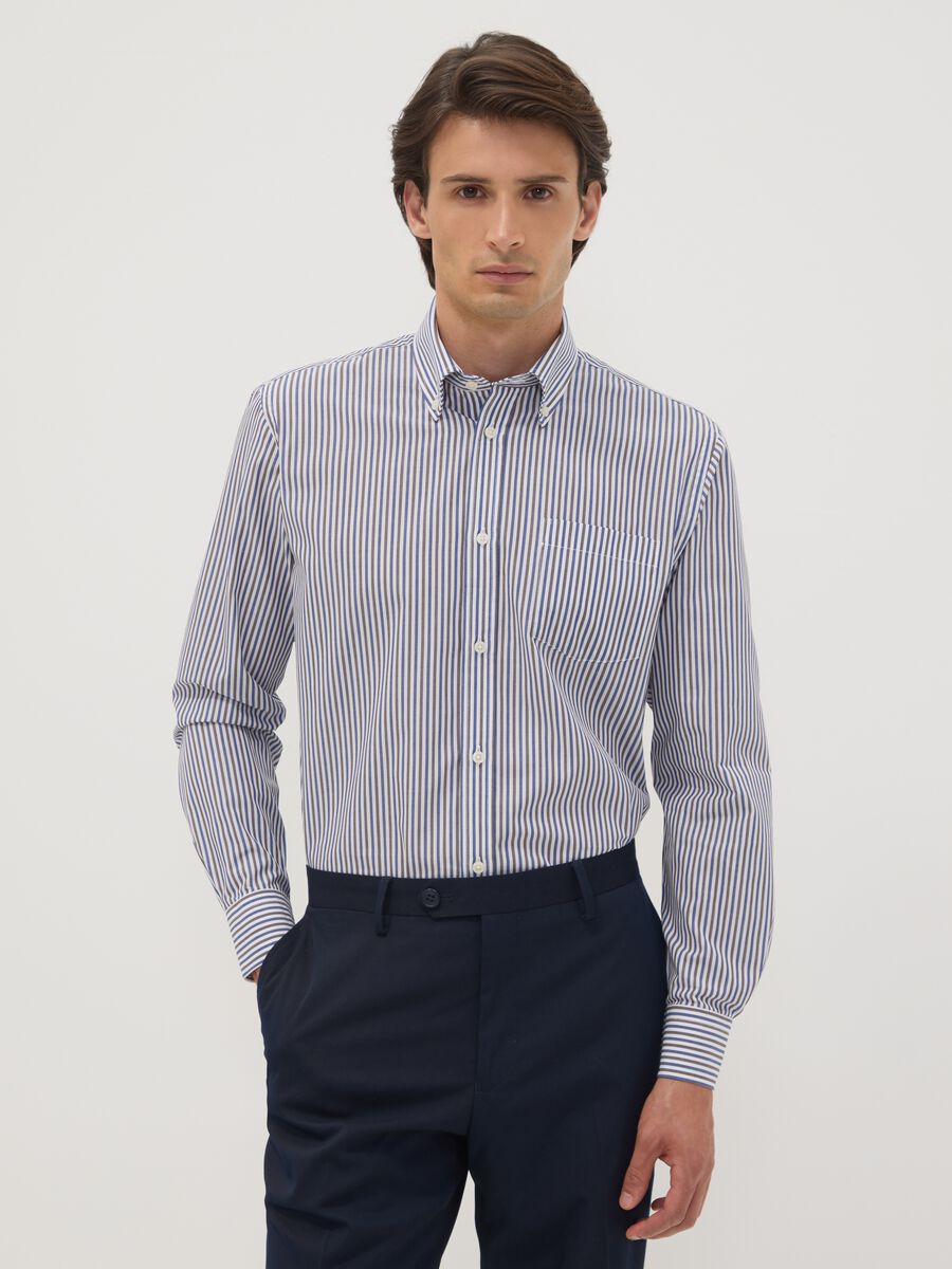 White striped cotton-blend shirt with easy-iron button-down collar_0