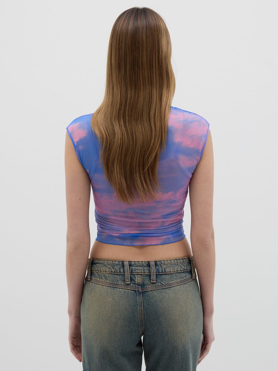 Light blue and pink tank top in mesh with print_3