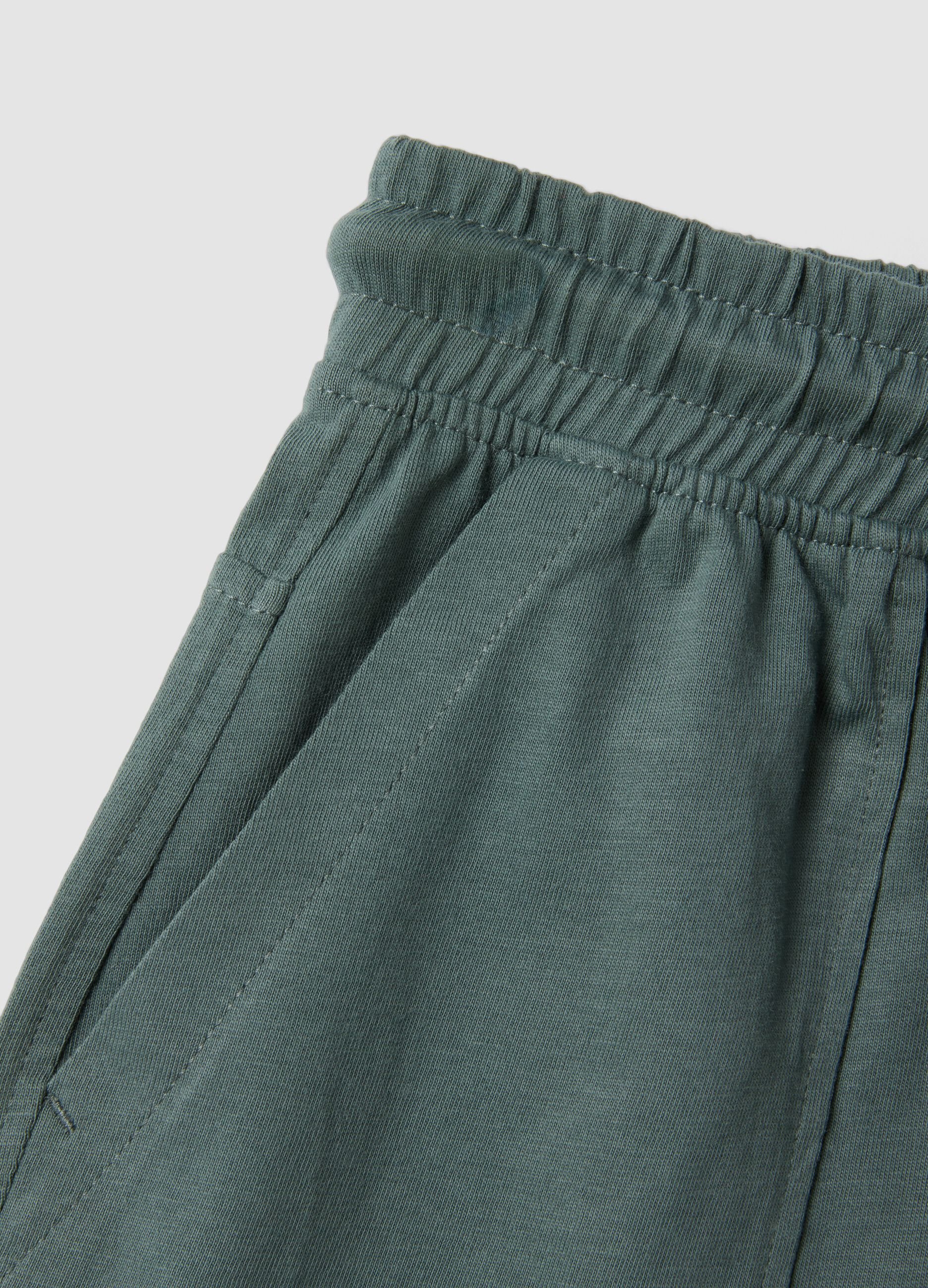 Green organic cotton shorts with elasticated waist