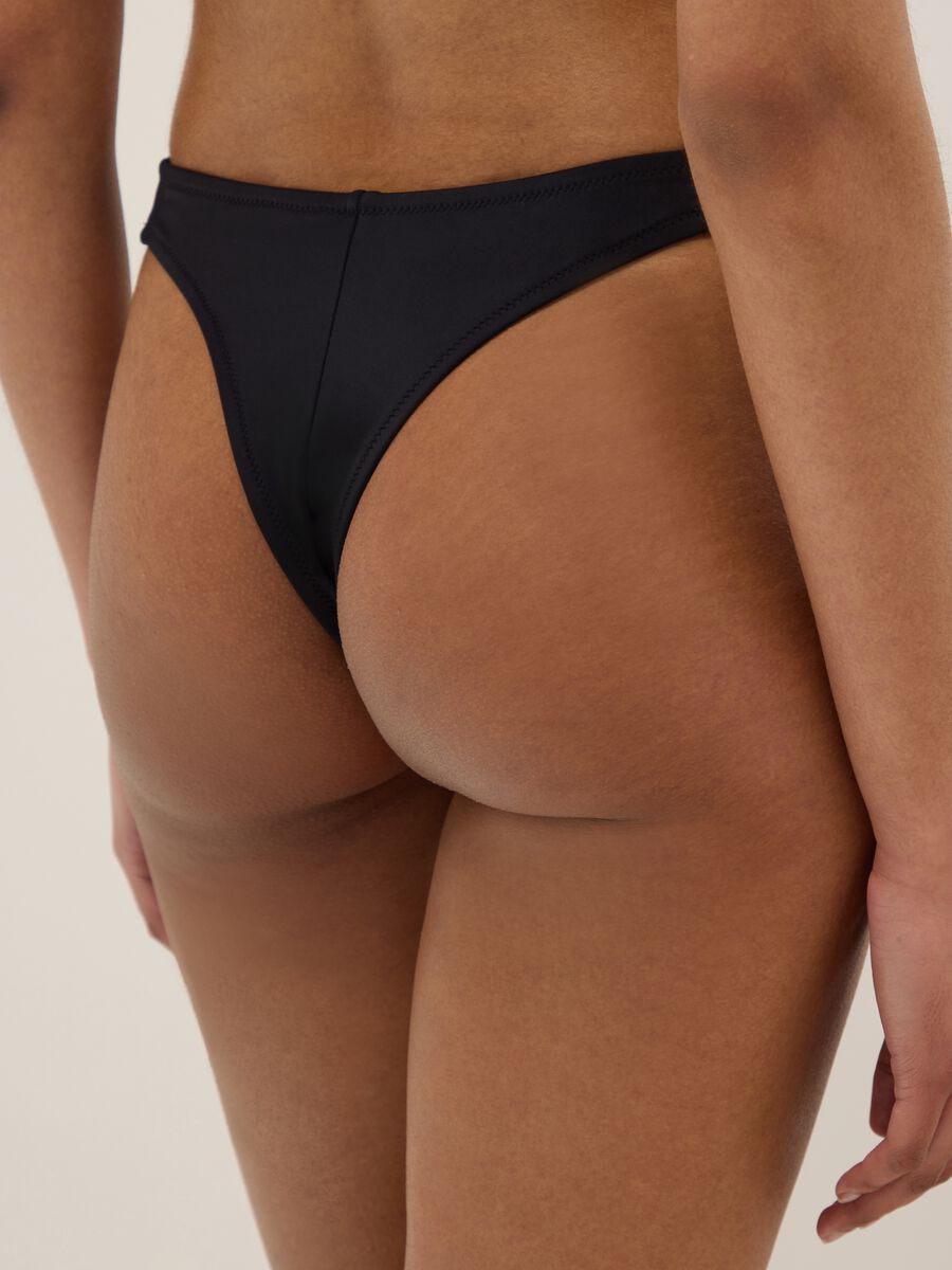 Black stretch bikini bottoms_2
