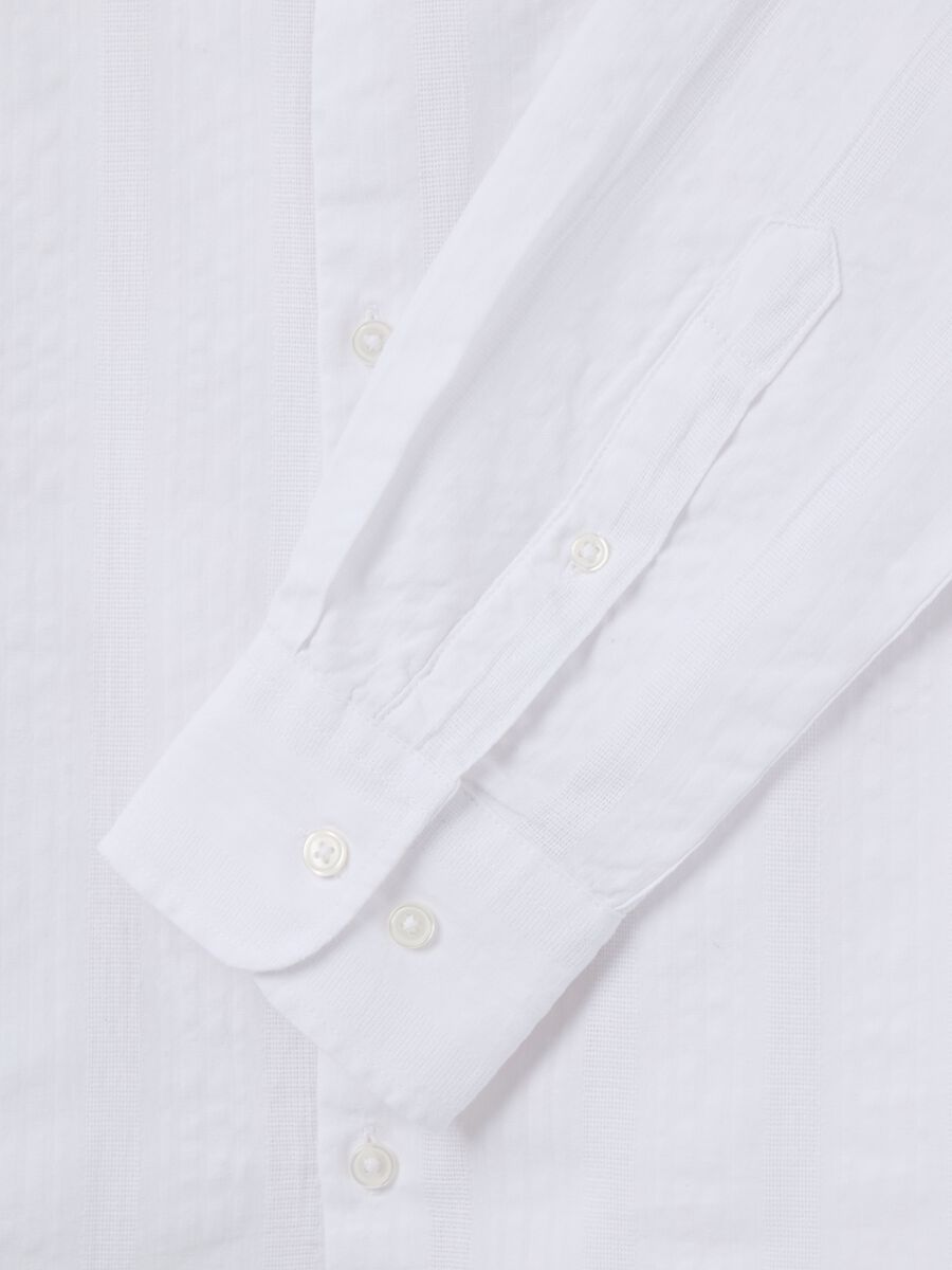 Striped shirt with waffle-weave effect_5
