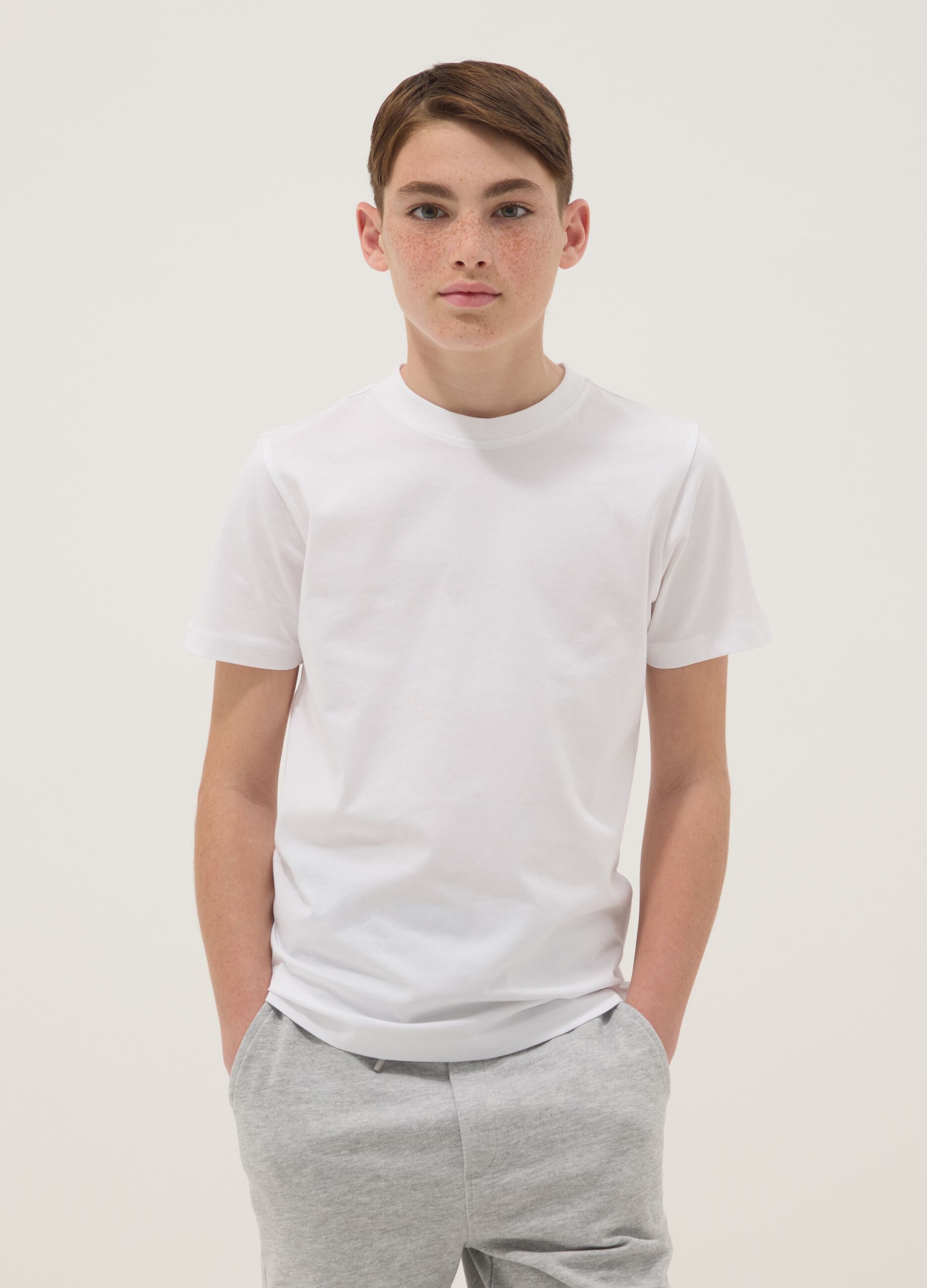 T-shirt in puro cotone bianca da ragazzo regular fit