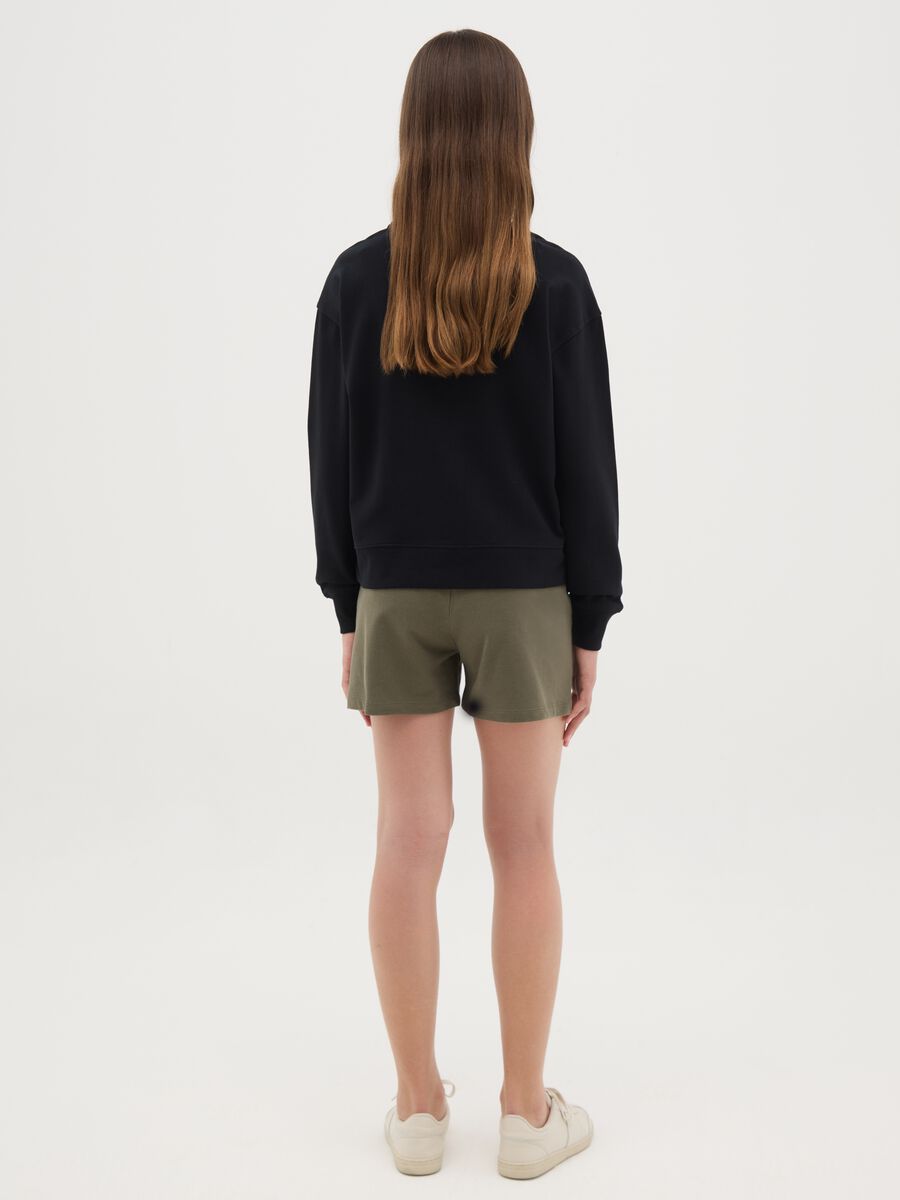 Shorts verdi in cotone con coulisse_2
