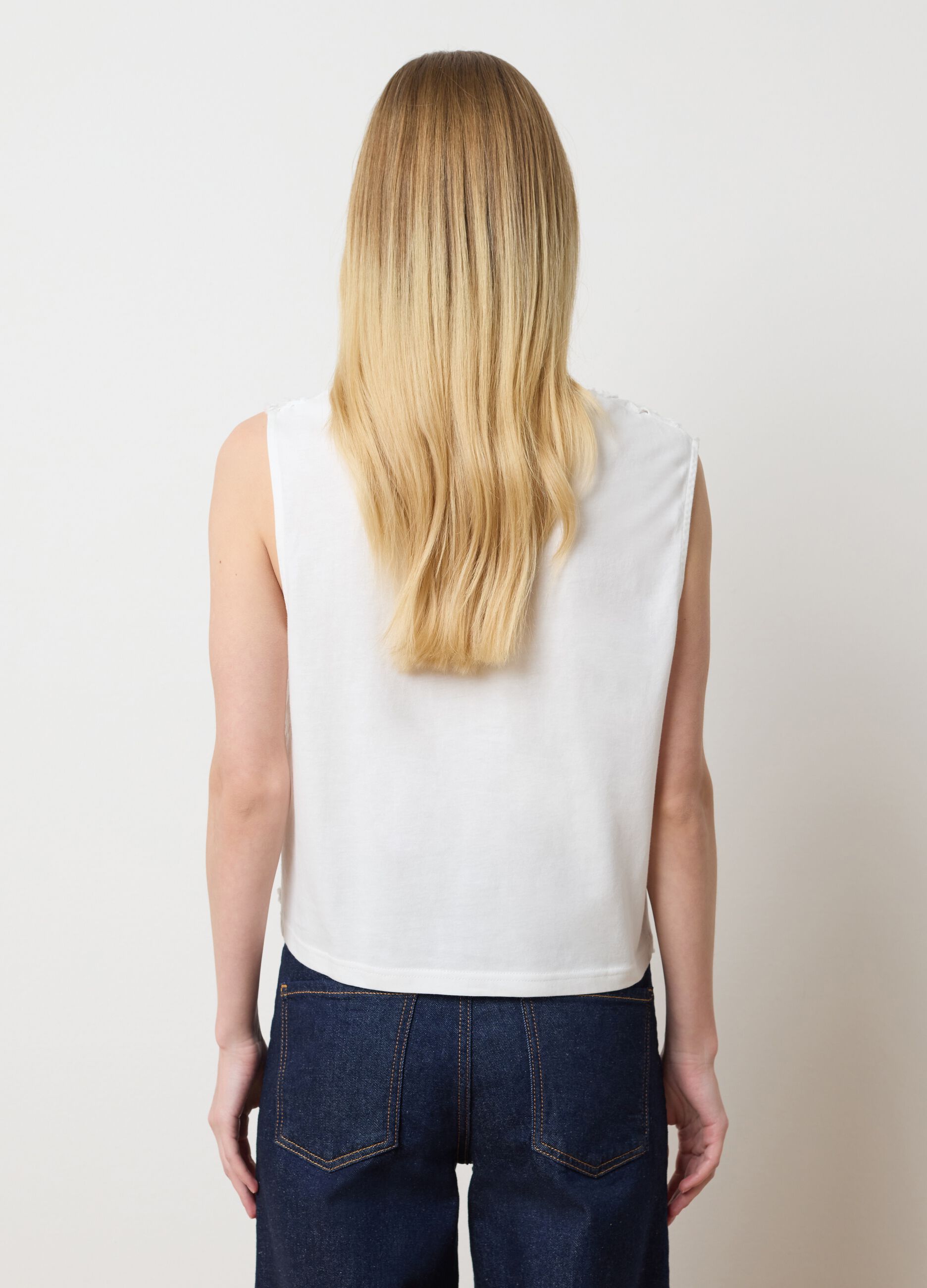 Top in sangallo bianco in cotone