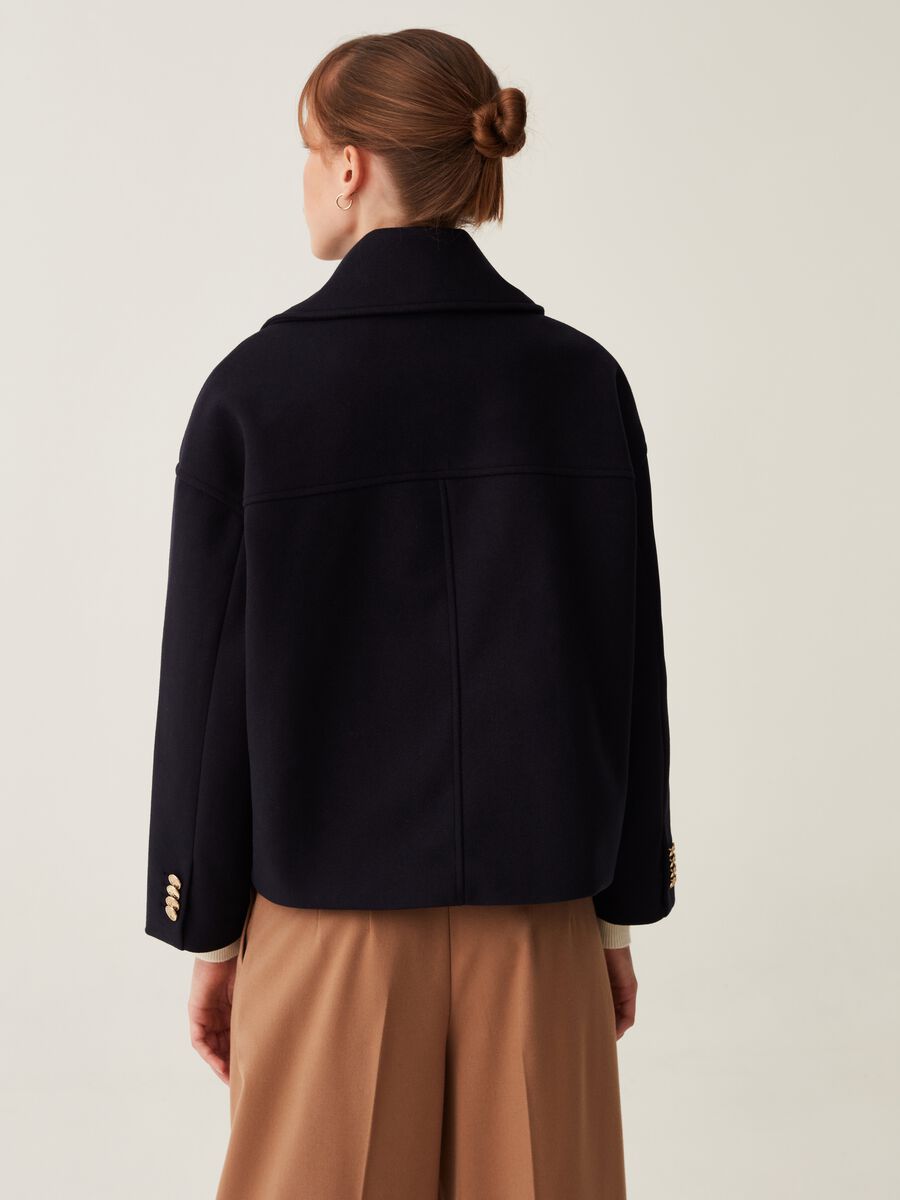 Cappotto corto doppiopetto oversize_2