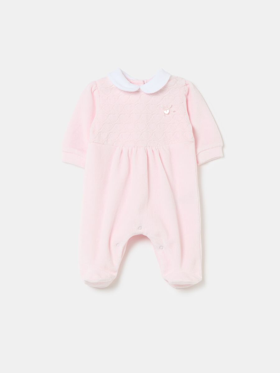 Tutina in velour con piedini ricamo cuoricini_0