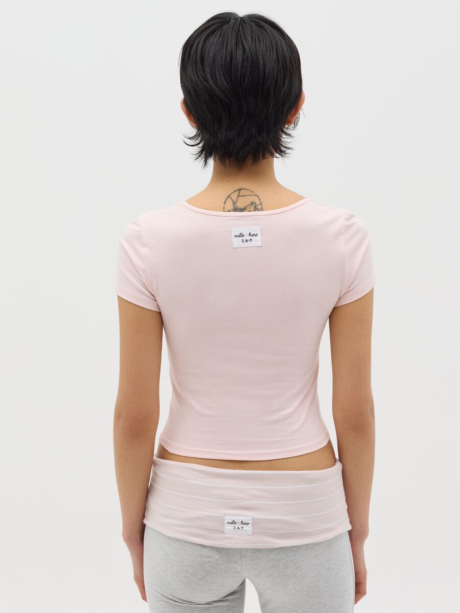 Pink T-shirt with square neckline_3