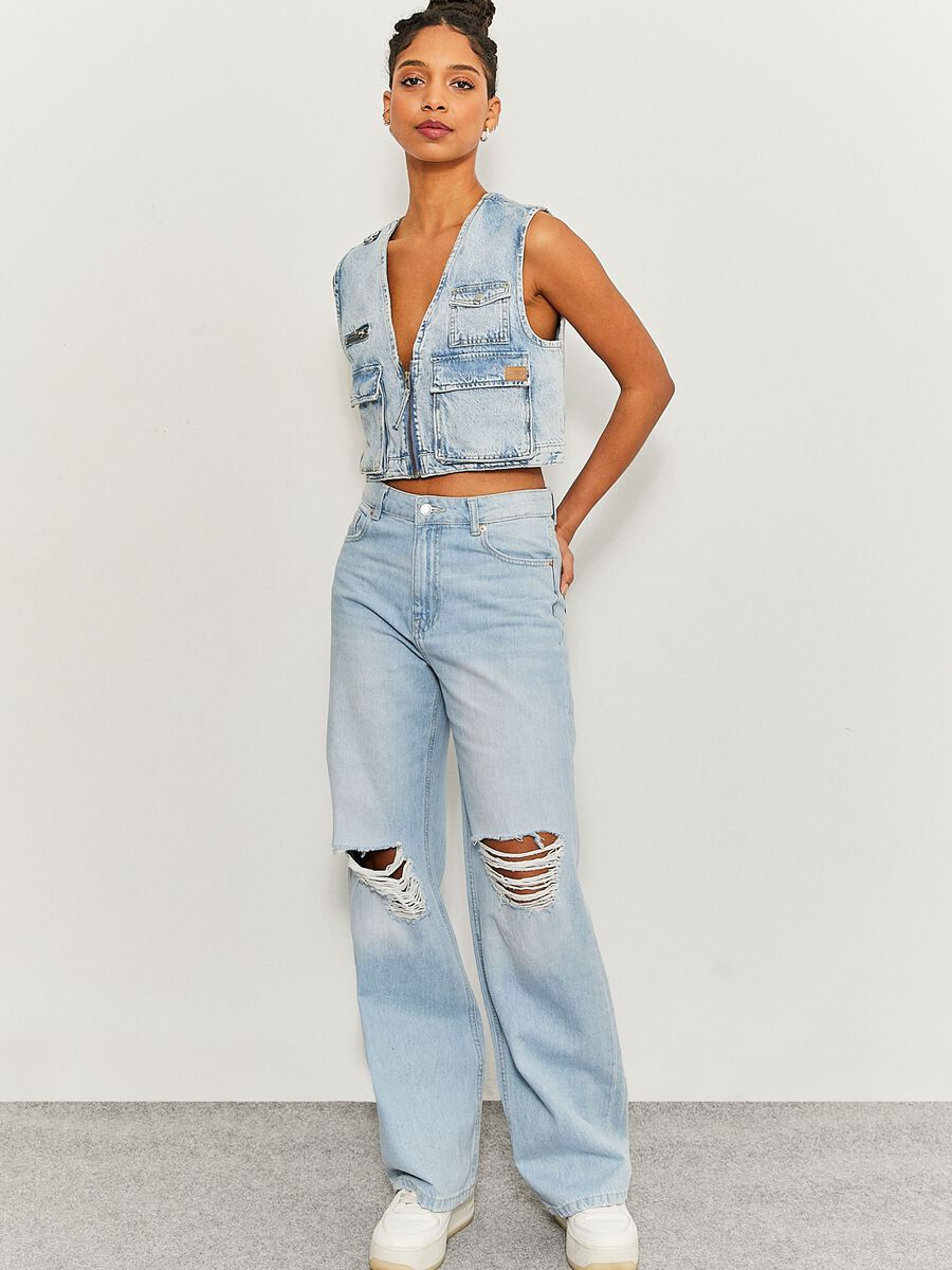 Cropped gilet in denim with zip_0