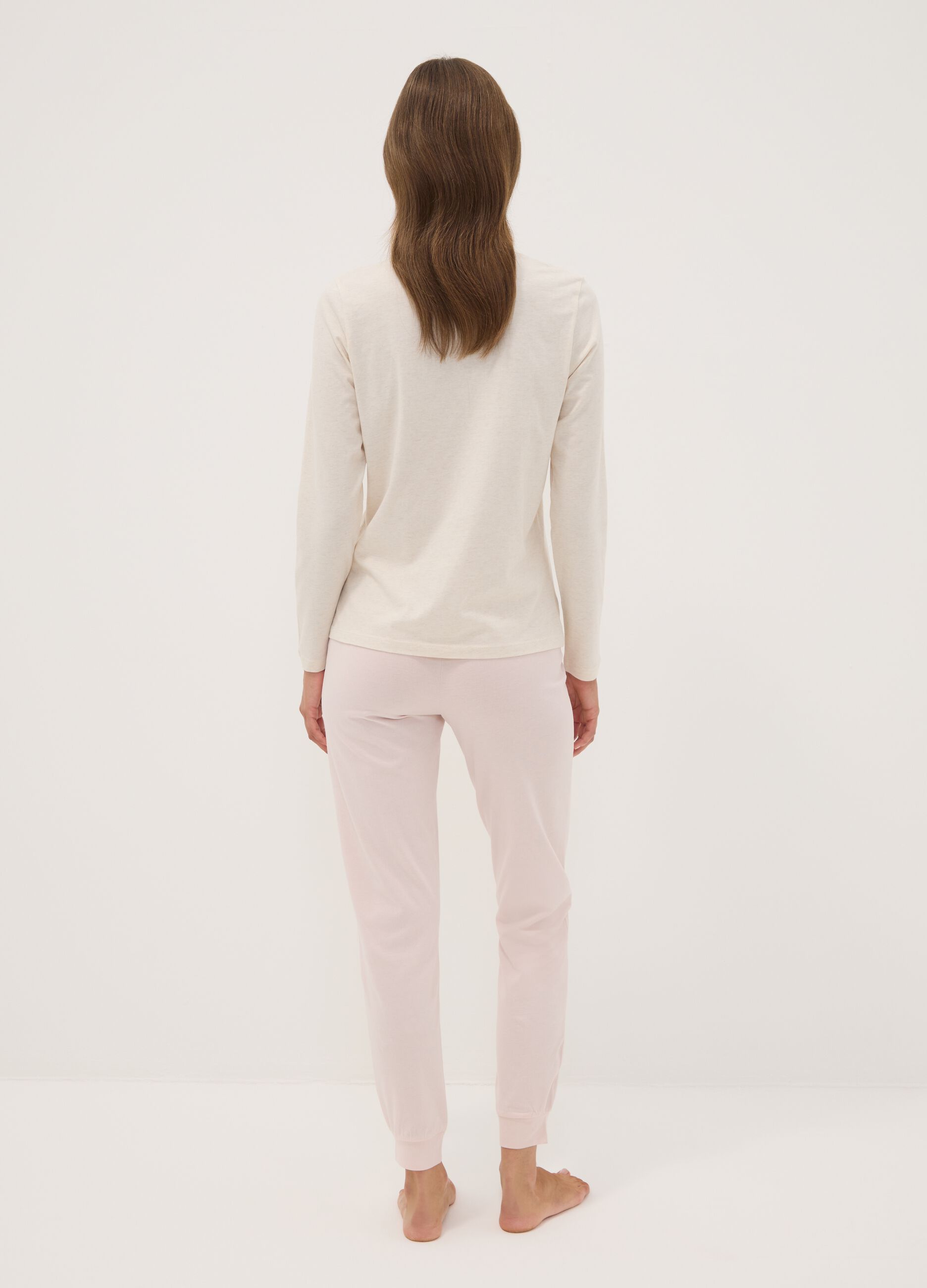 Beige organic cotton pyjamas with raised croissant embroidery