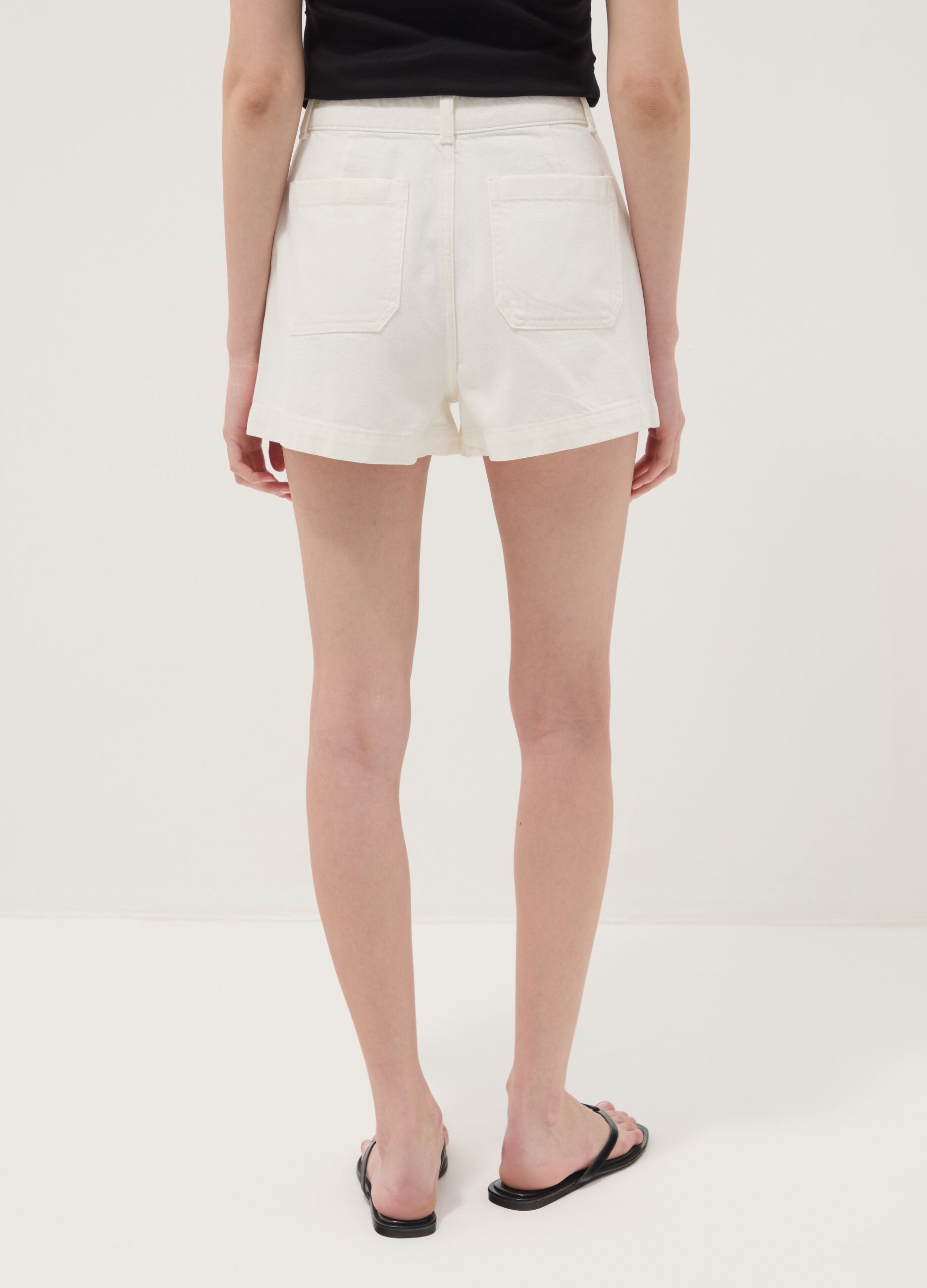 White pure cotton Bermuda shorts
