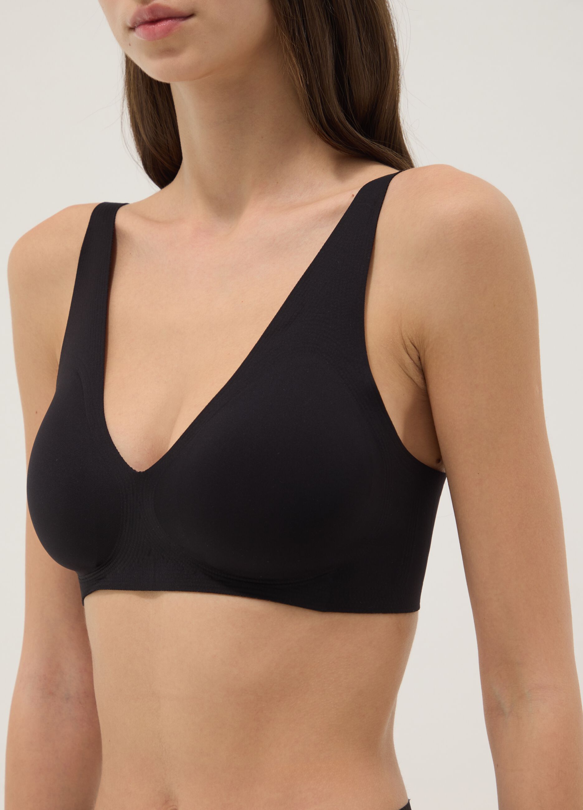 Black bra with removable padding