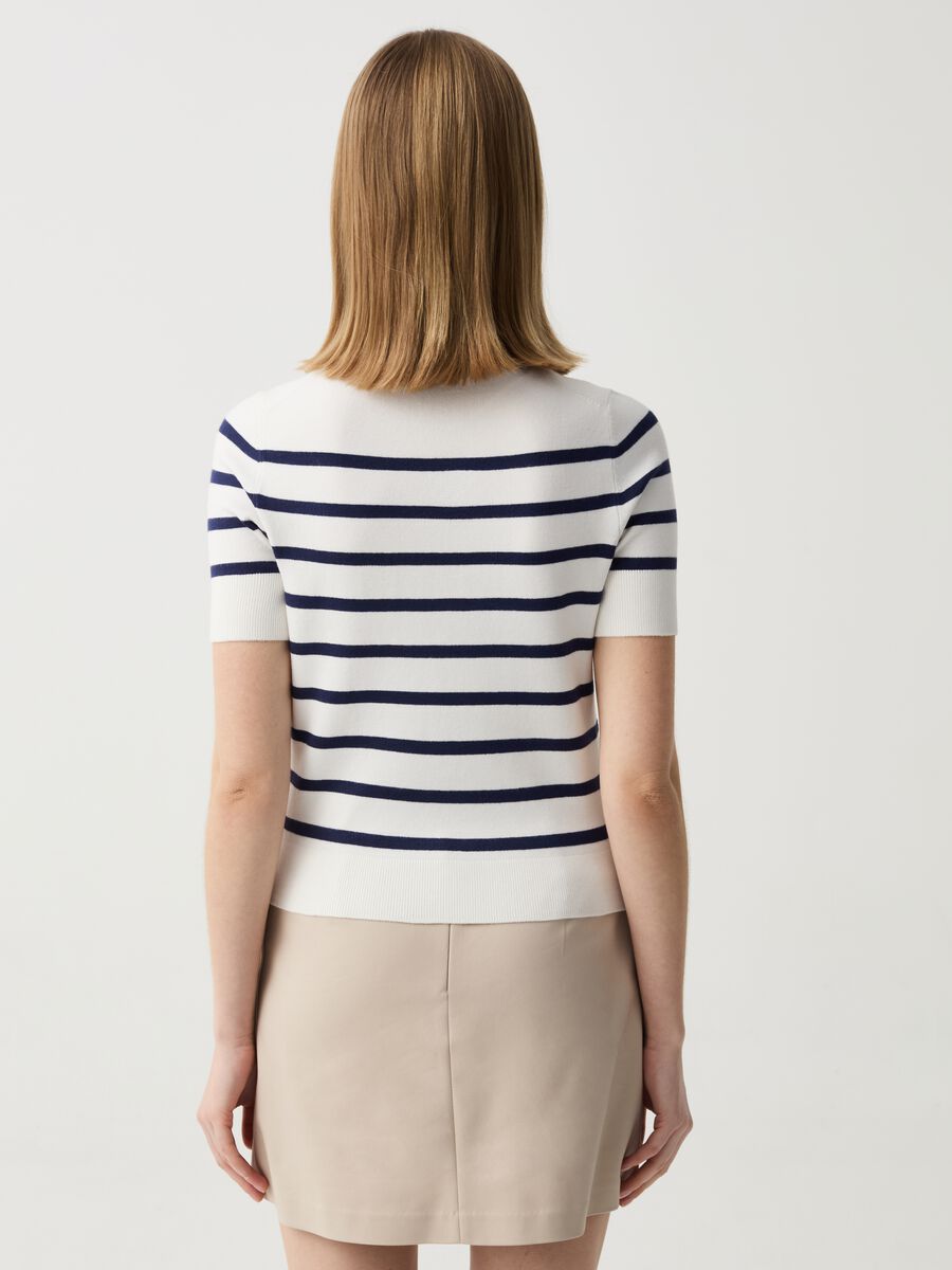 Striped top with short sleeves_2
