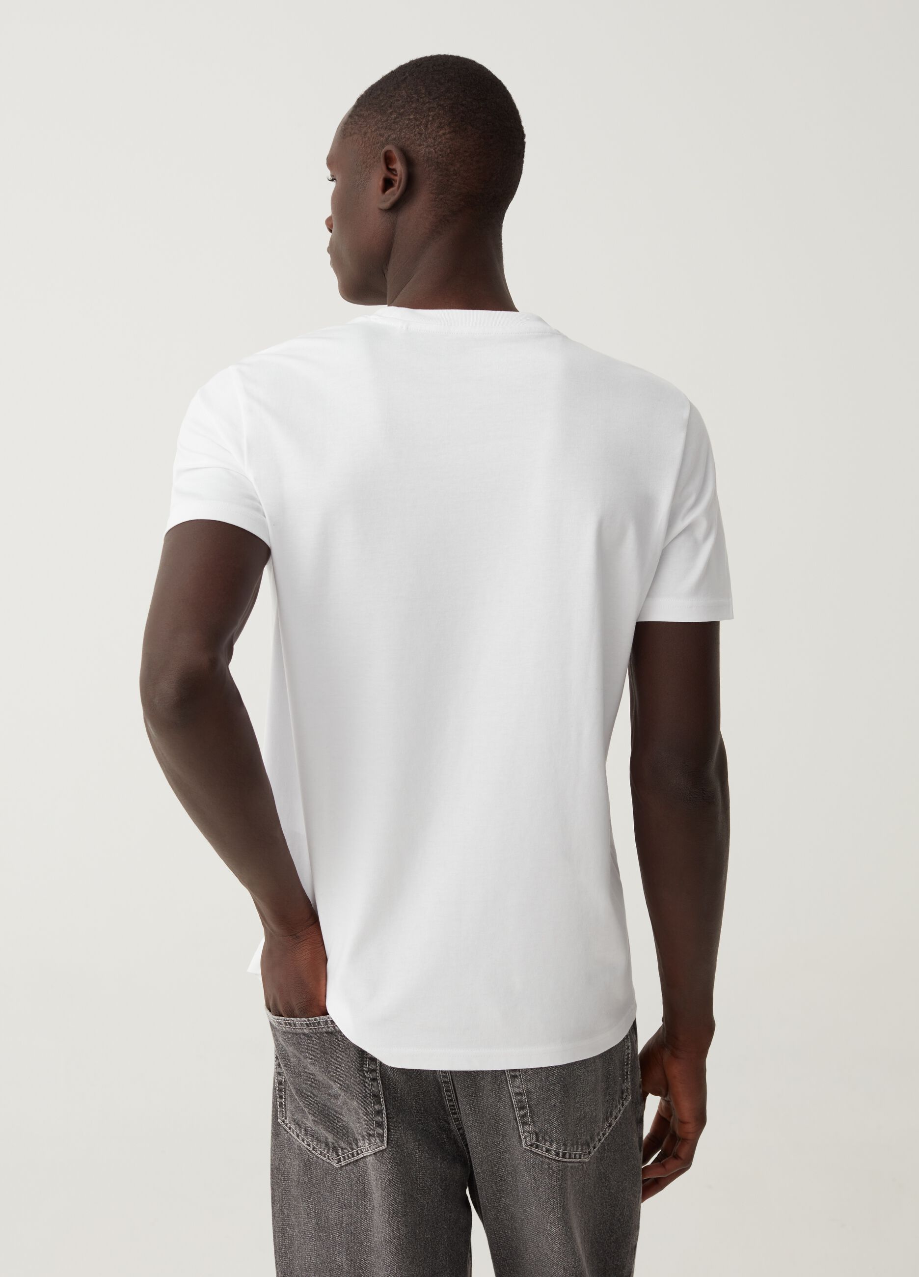 T shirt e Magliette Uomo a Manica Corta e a Manica Lunga OVS