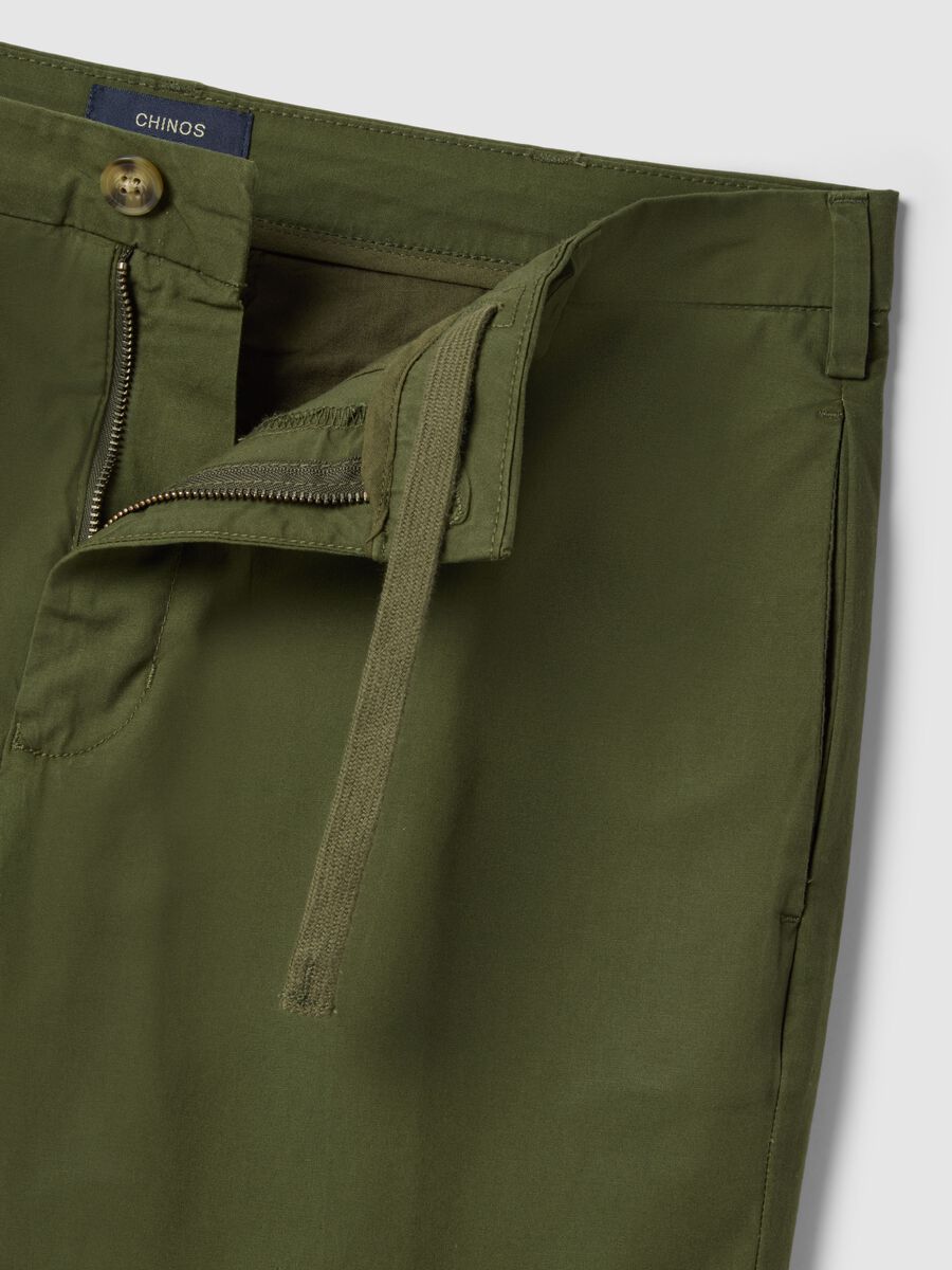 Regular fit green stretch cotton chino trousers_5